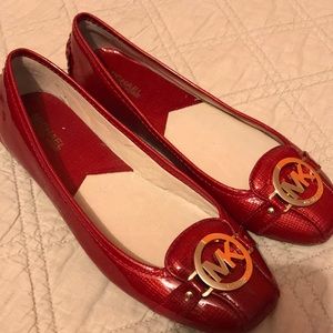Michael Kors size 9 red/burgundy flats